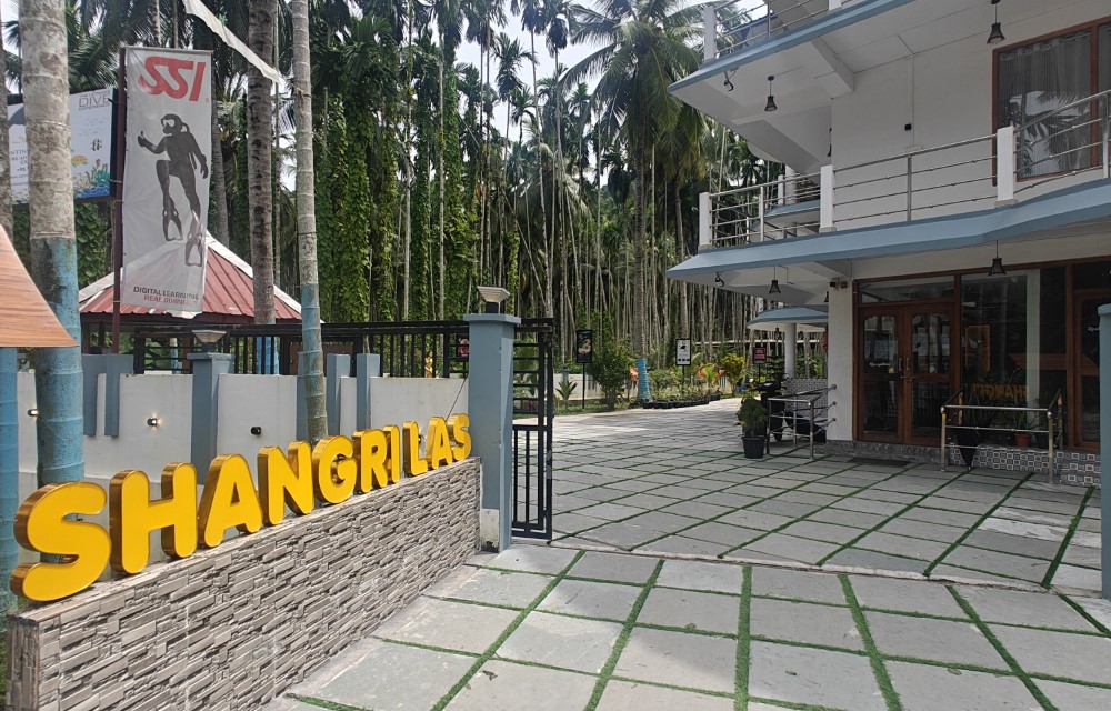 Shangrilas Beach Resort Image's