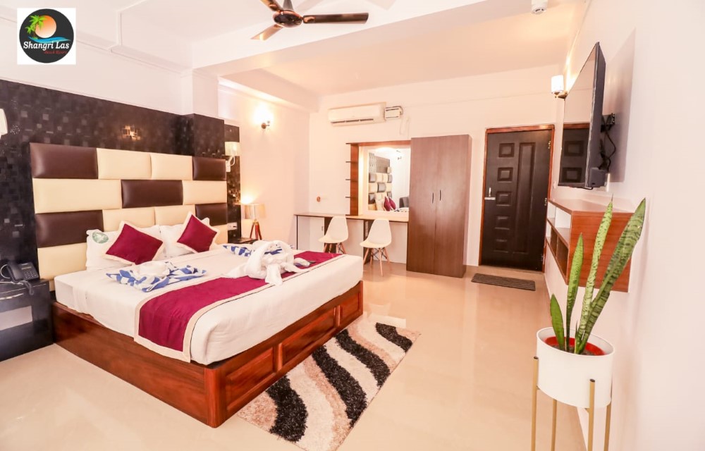 Shangrilas Beach Resort